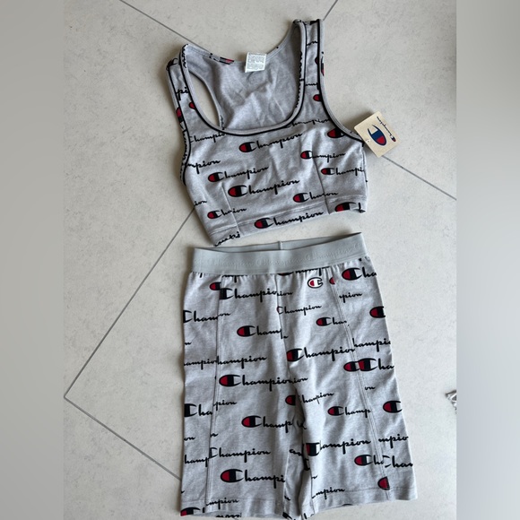 CHAMPION SET - Picture 1 of 5